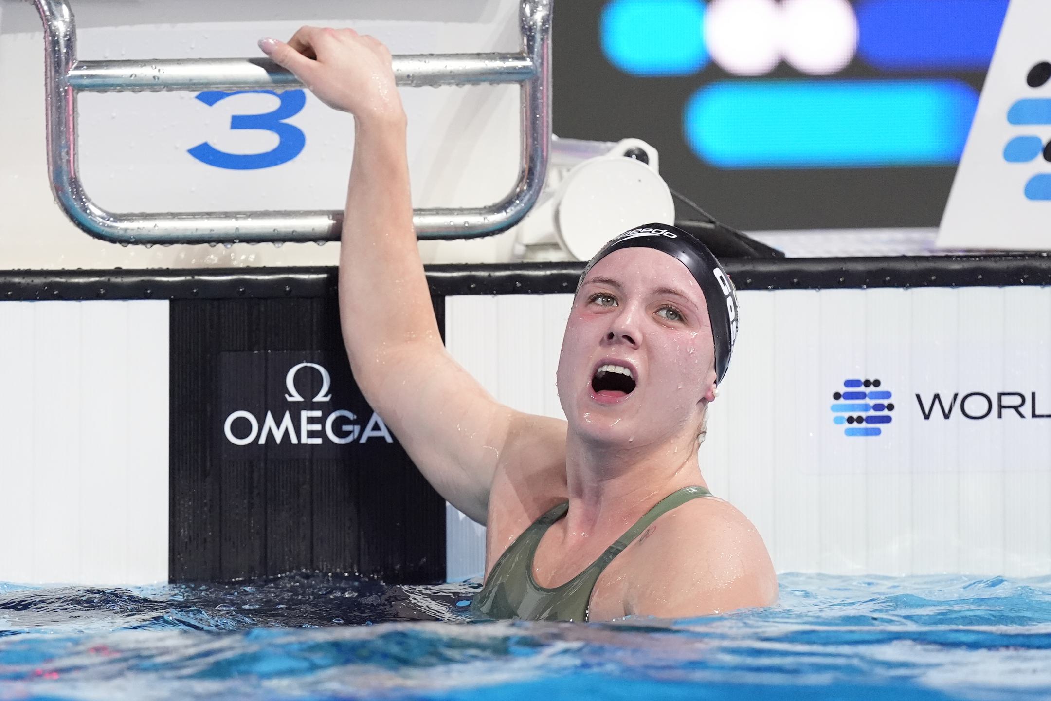 Isabel Gose nach dem Anschlag ihres 1500m Freistil Rennen in Budapest