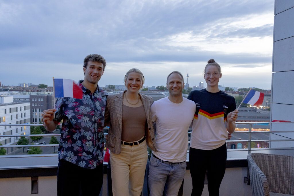 In der Berliner Trainingsgruppe mit Ole Braunschweig, Trainer Lasse Frank und Nele Schulze fühlt sich Angelina Köhler sichtlich wohl