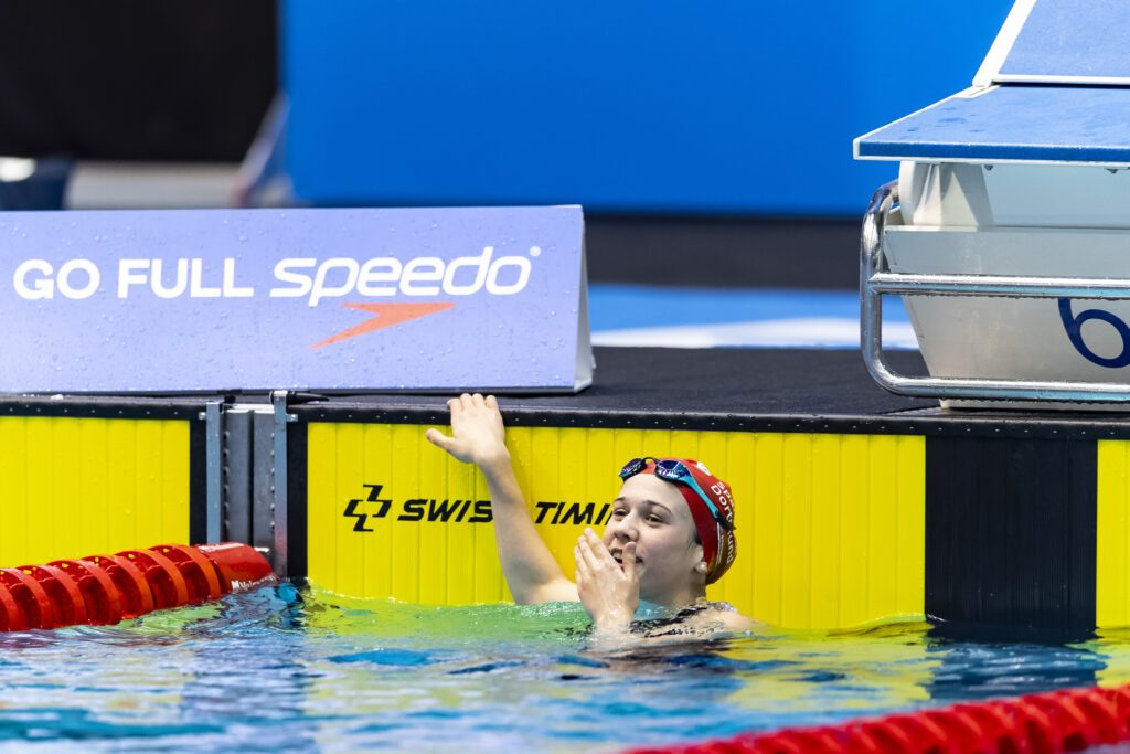 Schwimmerin Zarina Selimovic von der SG Dortmund bei den Deutschen Jahrgangsmeisterschaften 2025 in Berlin