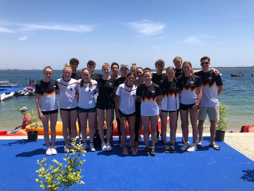 Das DSV-Team bei der JEM im Freiwasserschwimmen in Portugal