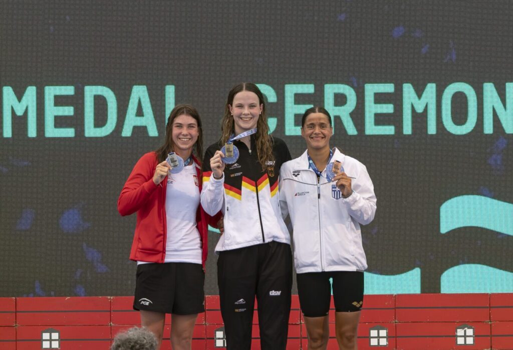 Maya Werner steht bei der U23 ganz oben auf dem Podest