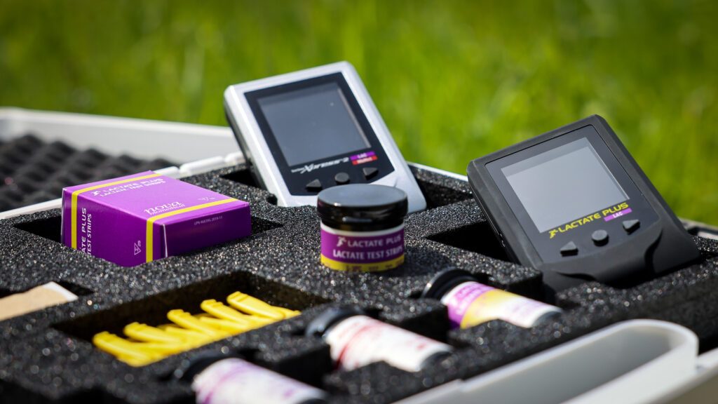 Das LACTATE PLUS Set zur Laktatmessung