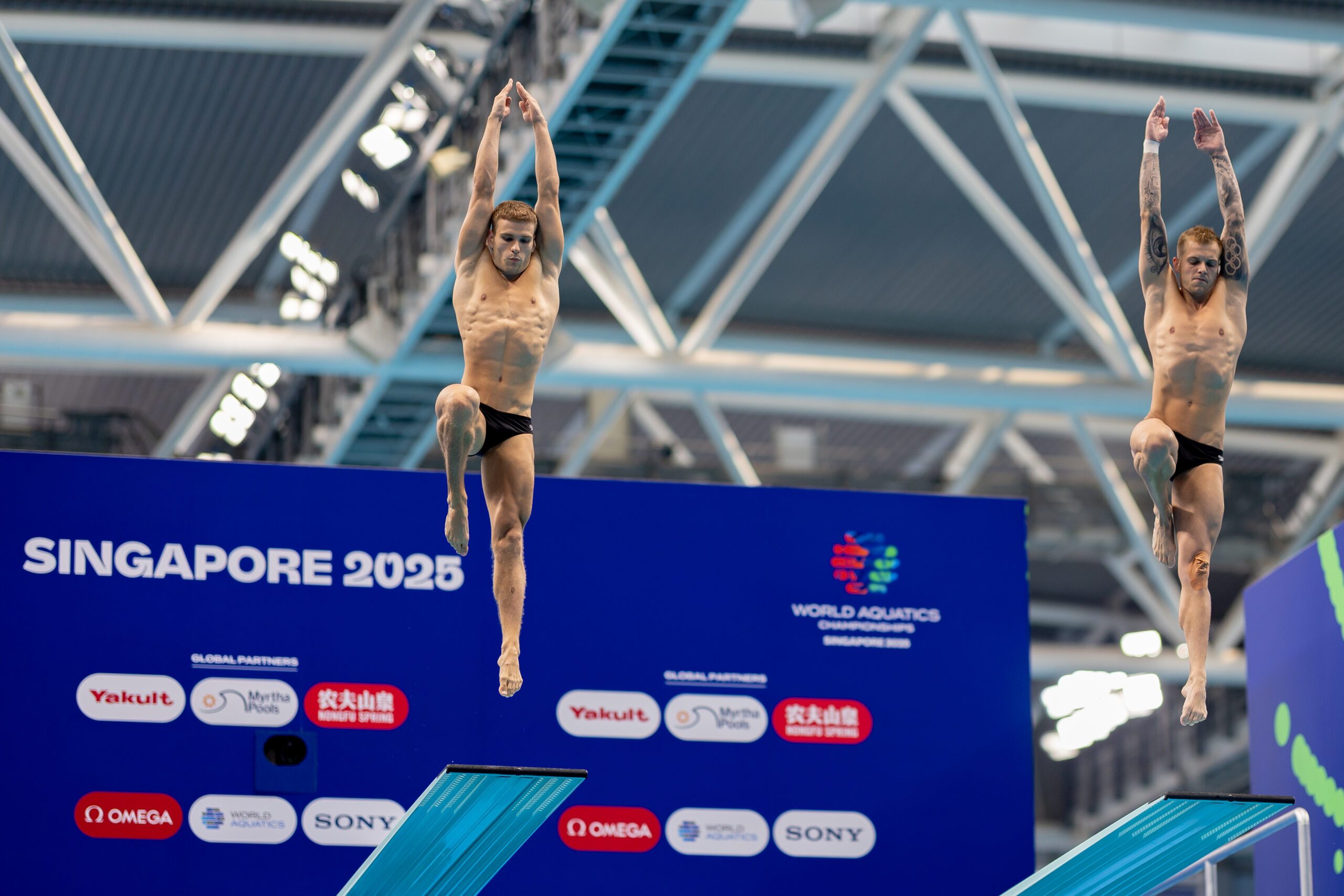 Aquatics Center, Singapur 28.7.2025: World Aquatics Championships Singapur 2025 - Wasserspringen 3m Synchro Maenner Finale, Moritz Wesemann, Timo Barthel (Photo by JoKleindl)