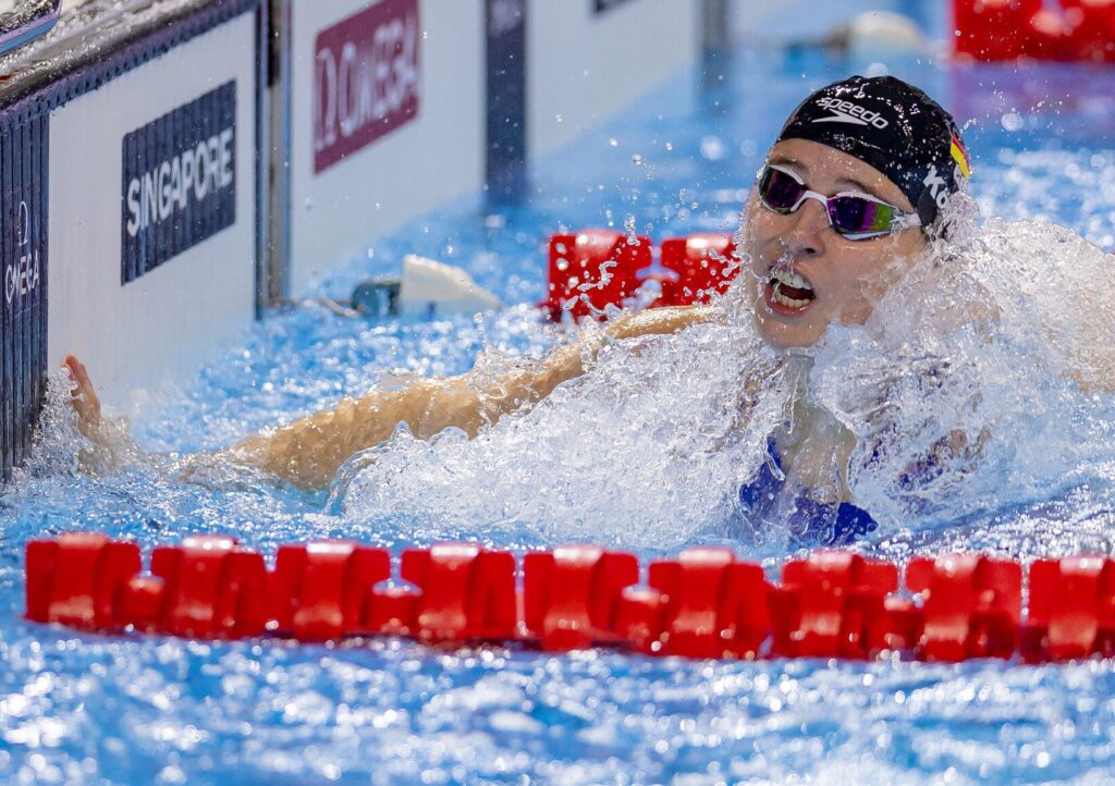 Angelina Köhler wendet