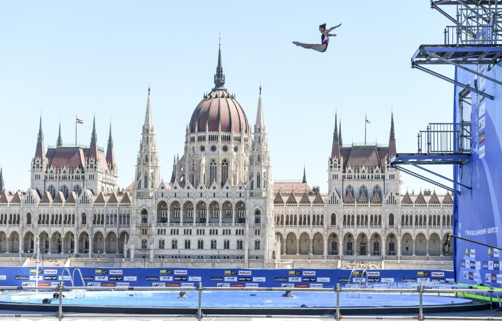 Bei der WM 2017 fand das High Diving direkt vor dem ungarischen Parlament in Budapest statt