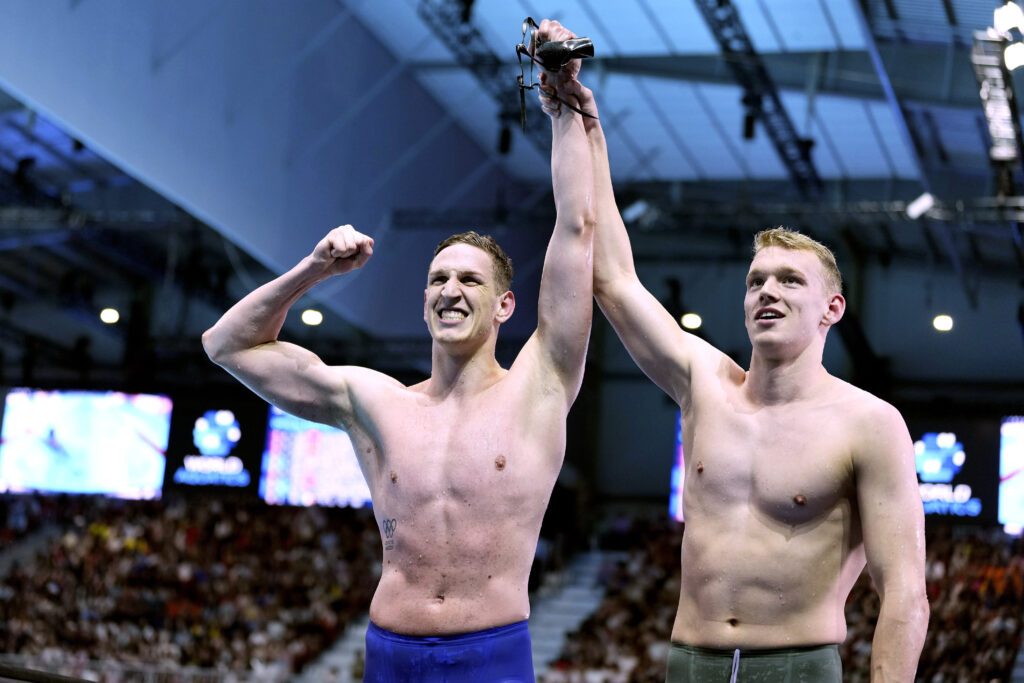 Lukas Märtens und Sven Schwarz (r.) bei den Weltmeisterschaften in Singapur