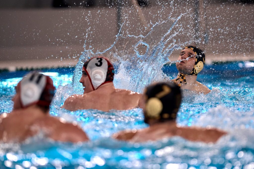 Szene aus dem Spiel der Wasserball-Bundesliga zwischen dem SV Cannstatt und dem ASC Duisburg in der Saison 2025/26