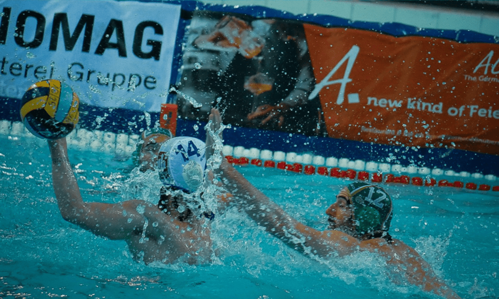 Spielszene aus der Partie in der Wasserball-Champions-League zwischen Waspo 98 Hannover und FTC-Telekom Budapest aus Ungarn im März 2026