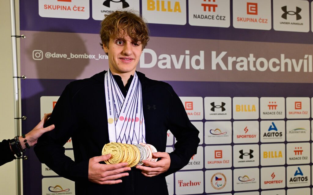 Der sehbeeinträchtigte David Kratochvil gewann bei der WM 2025 in Singapur gleich sieben Medaillen auf einen Streich und nun sogar für den Laureus Award nominiert