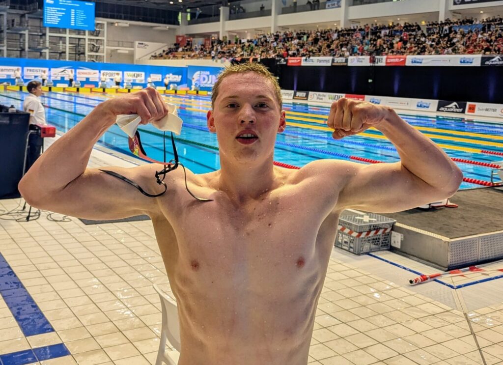 Nils Nolte jubelt nach seinem zweiten Jahrgangsrekord bei dieser DJM