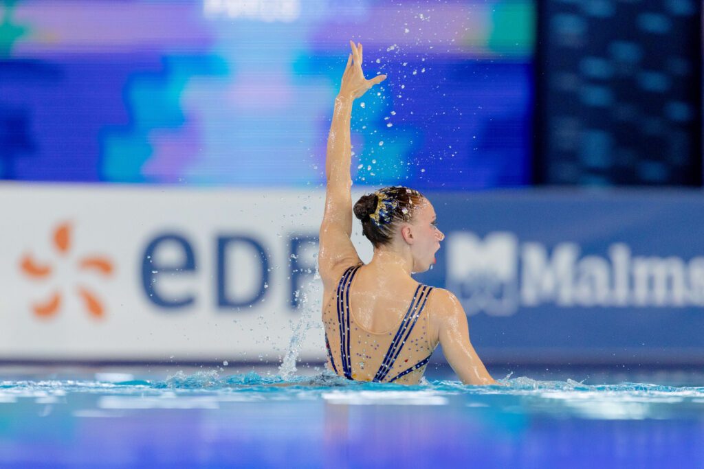Synchronschwimmerin Klara Bleyer aus Deutschland im Vorkampf der Freien Kür des Solowettbewerbs bei der EM 2026 in Paris