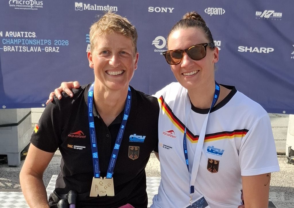 Die Masters-Schwimmerinnen Tina Deeken und Alisa Fatum-Boker aus Deutschland bei der Masters-EM 2026 in Samorin